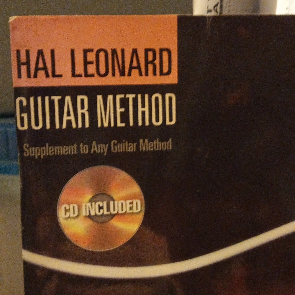 Hal Leonard Guitar Method Book - Picture 2 of 3